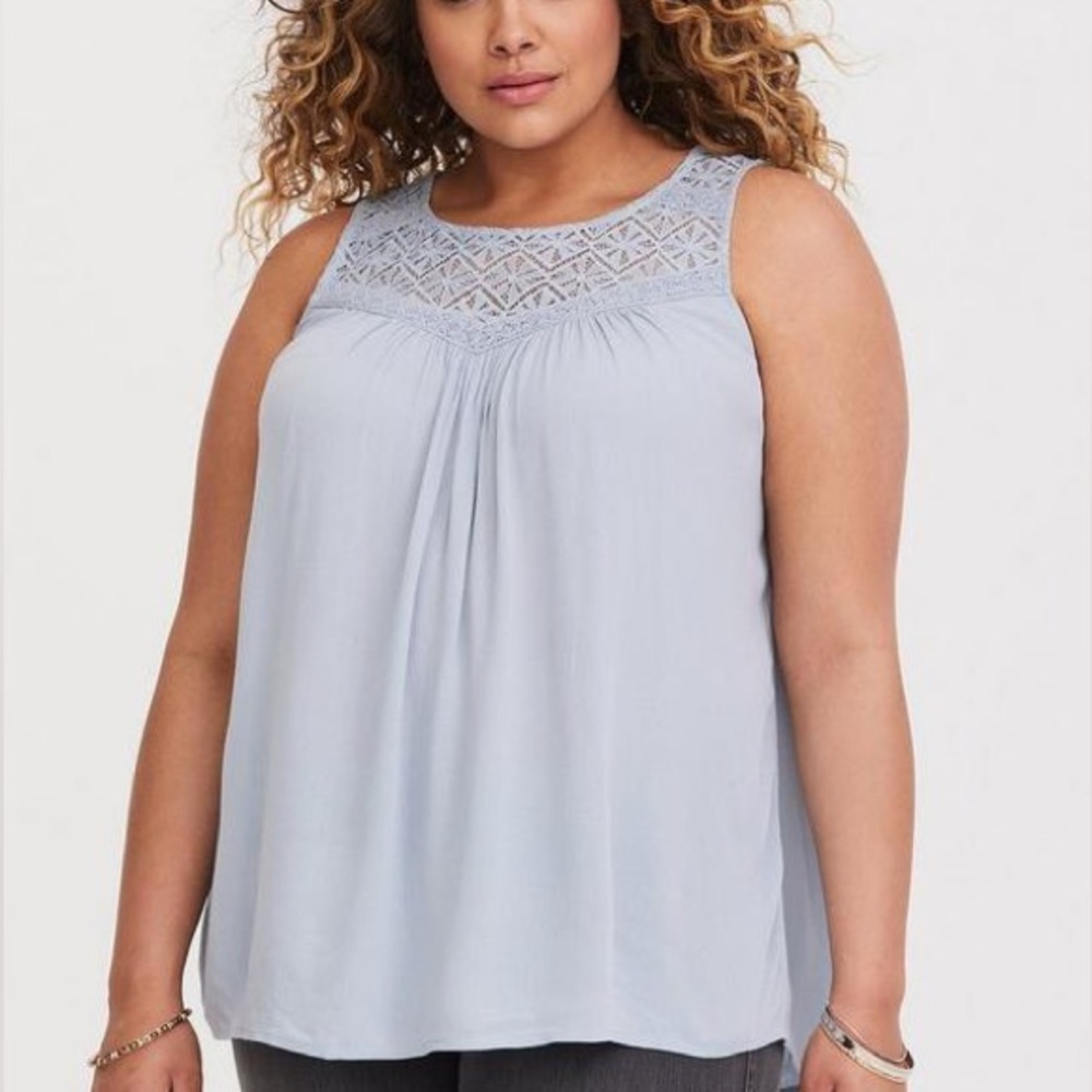 TORRID - Gauze Lace Yoke Swing Tank Sz 0 (Large)